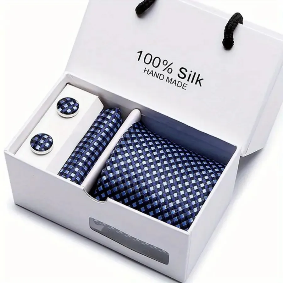 Juego de corbata de seda