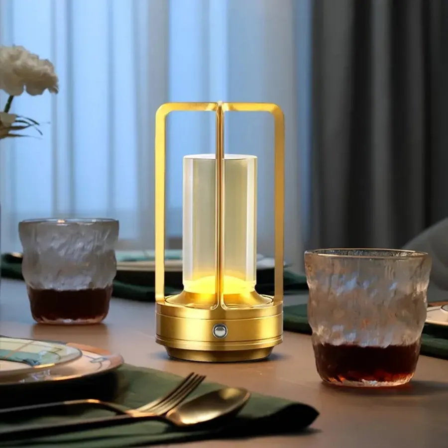 Lámpara moderna de mesa