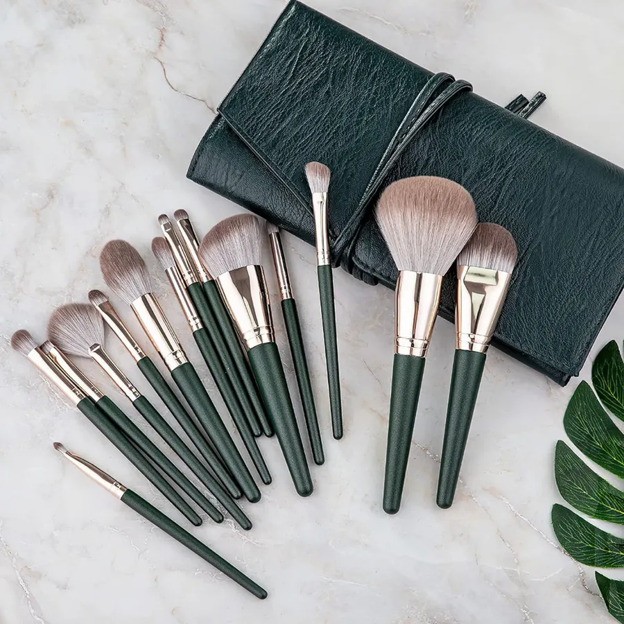 Set de brochas para maquillaje - 14 piezas